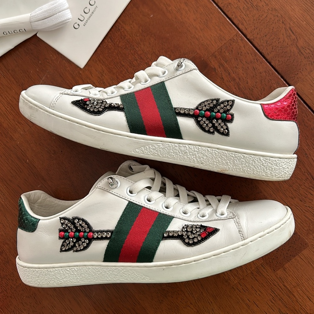 Gucci Web Arrow Ace White and Green Sneakers 36 womens rhinestone